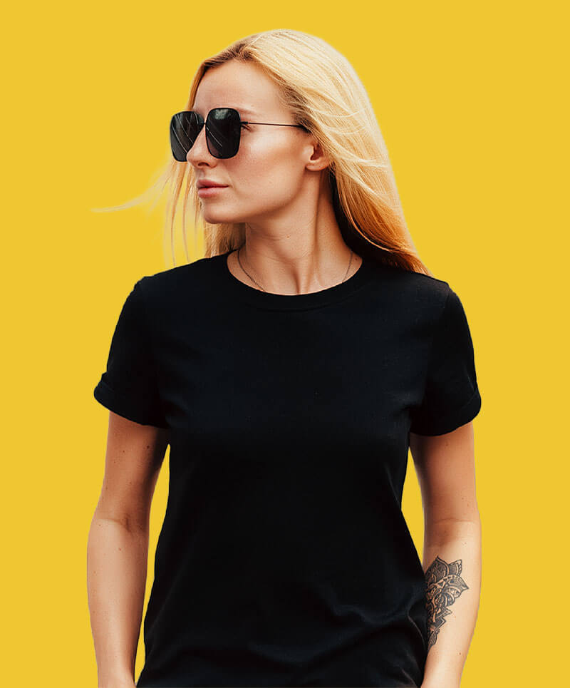 Individuell bedruckbare Damenbekleidung wie T-Shirts, Hoodies und Sweatshirts.
